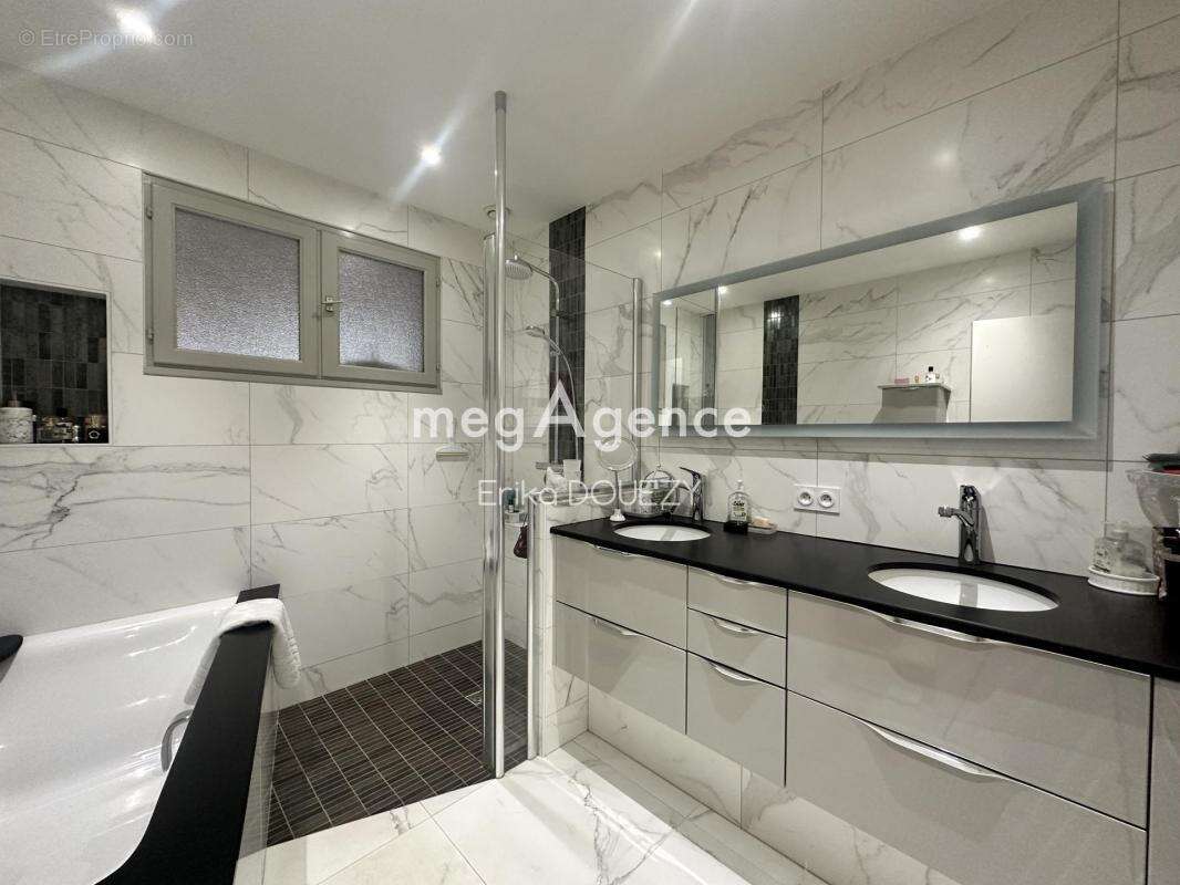 Maison à MAULEVRIER