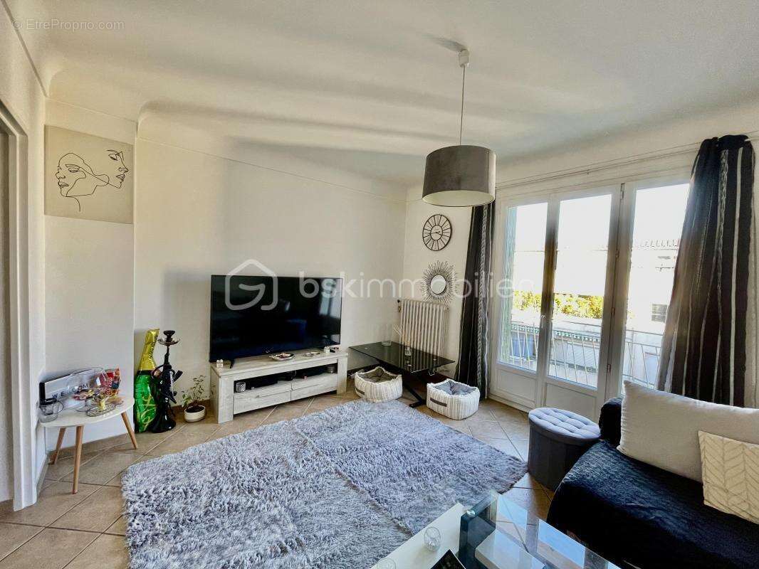 Appartement à NIMES