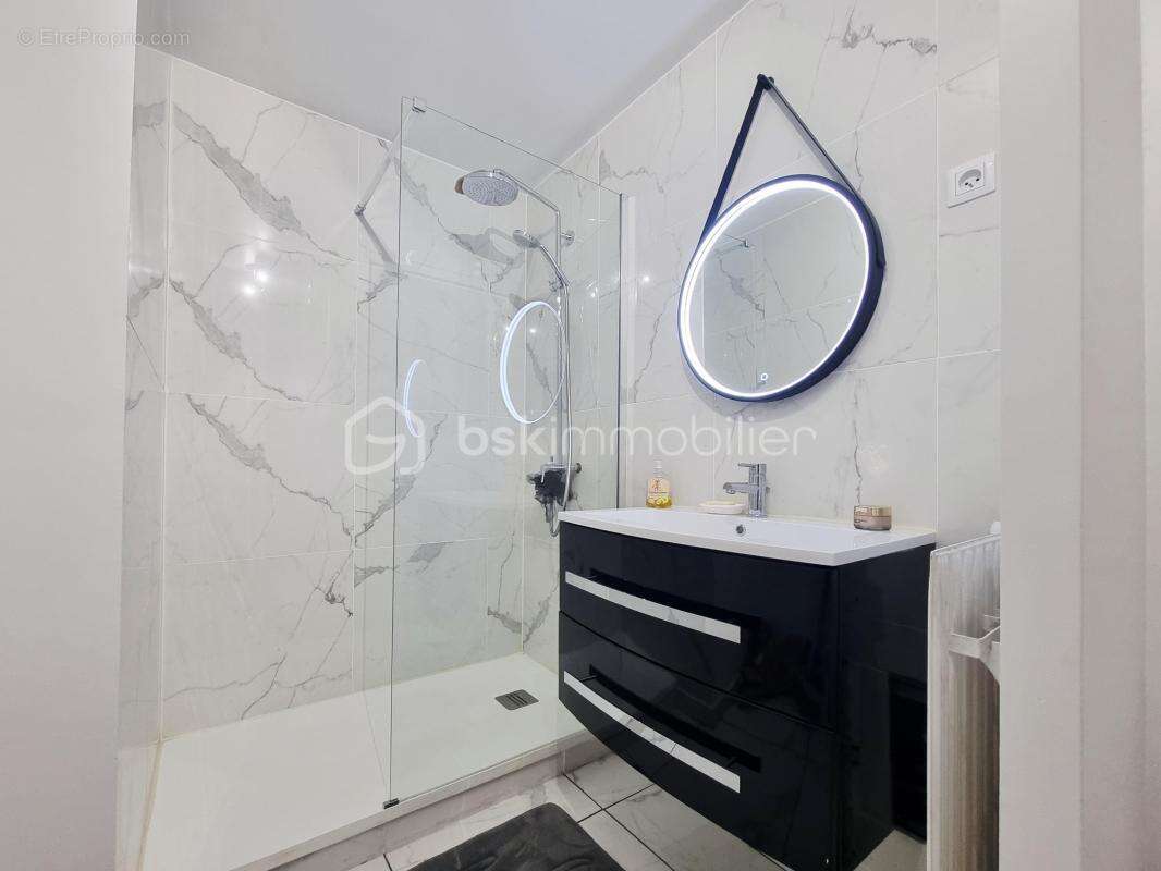 Appartement à NEUILLY-SUR-MARNE