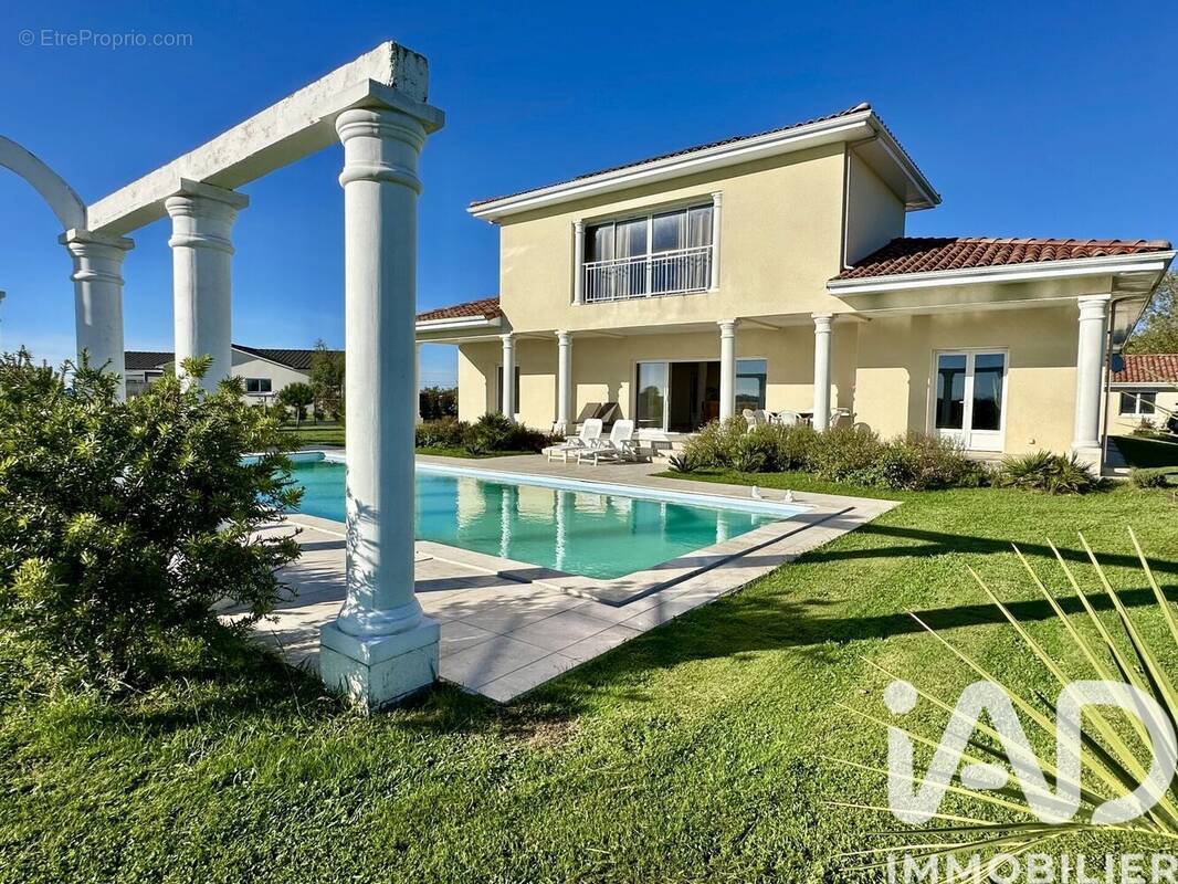 Photo 1 - Maison à TOUJOUSE