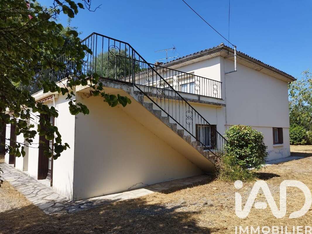 Photo 2 - Maison à PINEUILH