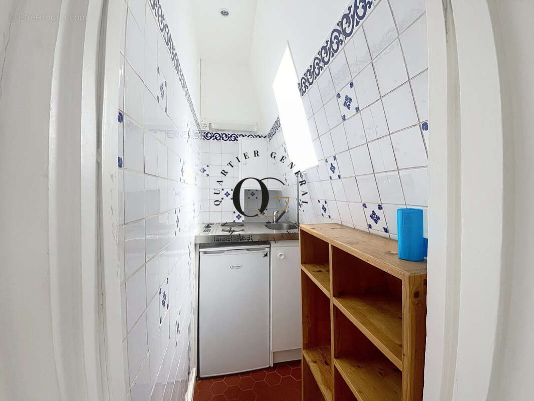 Appartement à PARIS-14E