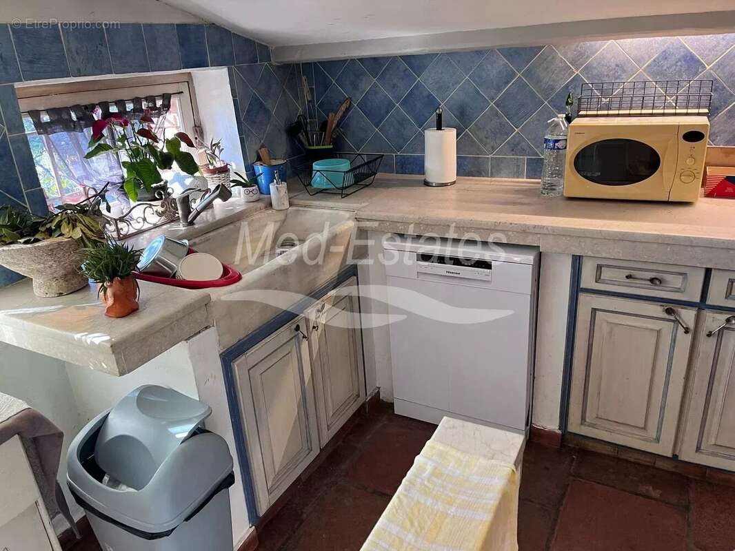 Maison à PLAN-DE-LA-TOUR