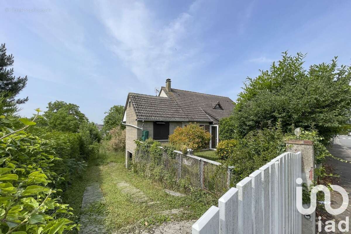 Photo 2 - Maison à AUNEAU