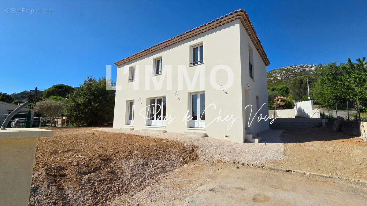 Maison à LA BOUILLADISSE