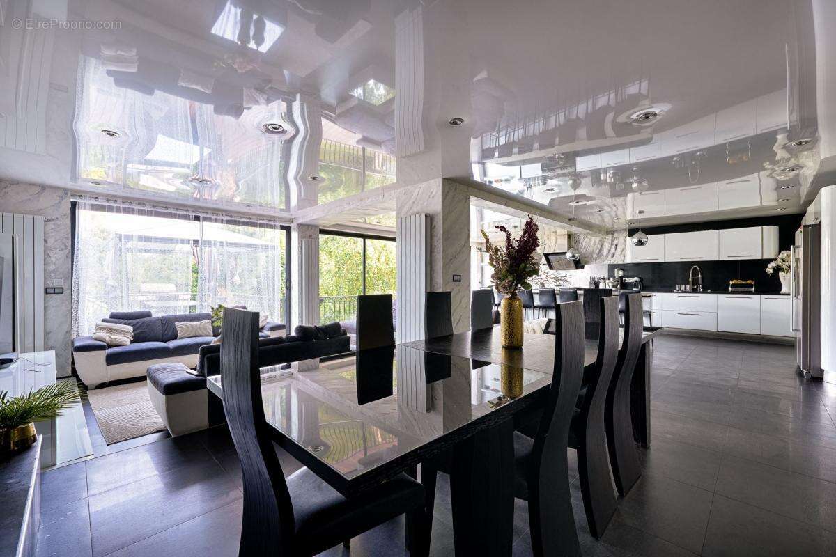 Maison à ATHIS-MONS