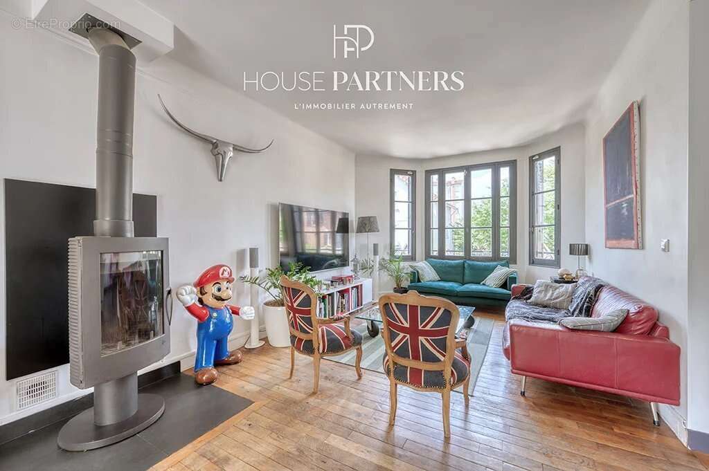 Maison à NANTERRE