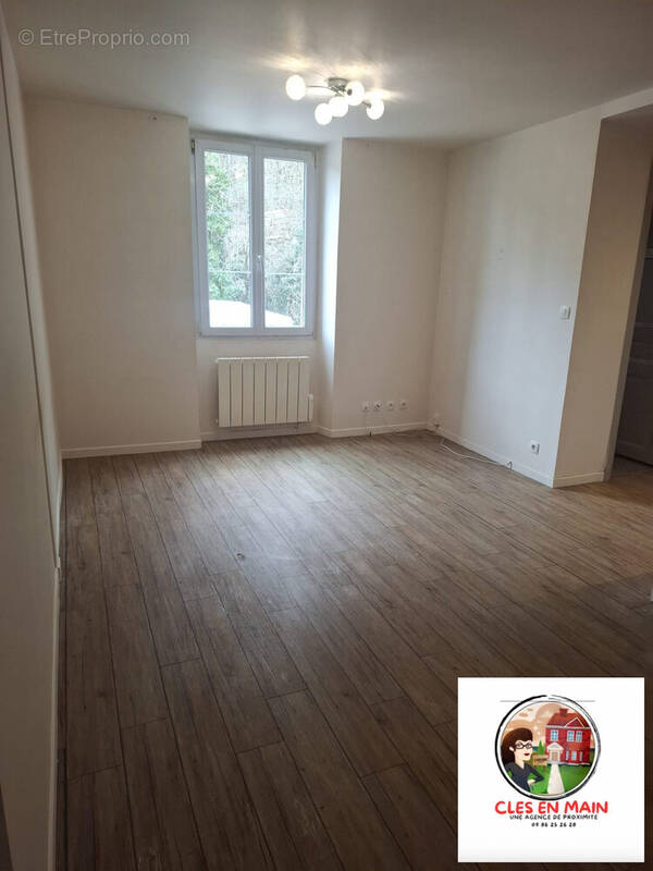 Appartement à PRESLES