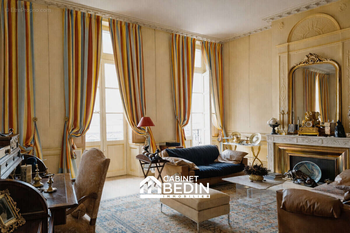 Appartement à BORDEAUX