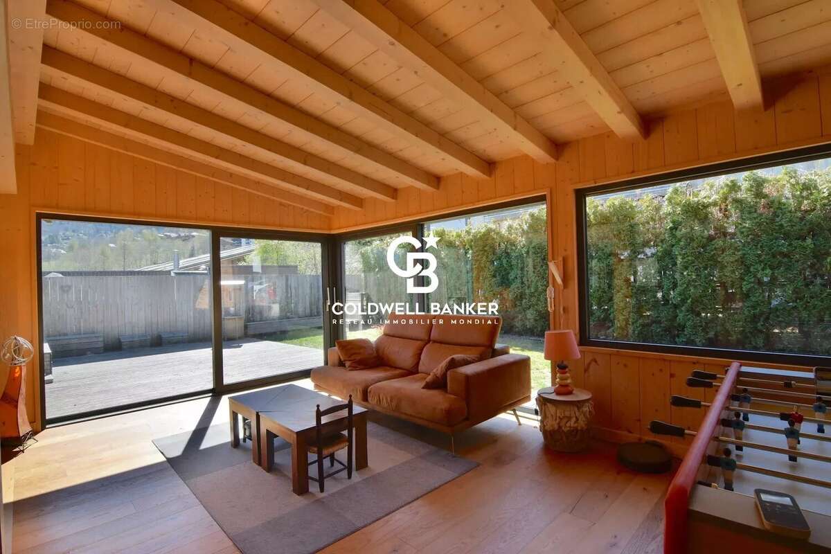 Propriété sur 2 niveaux avec 2 appartements - 153 m² - Les Houches - photo 5