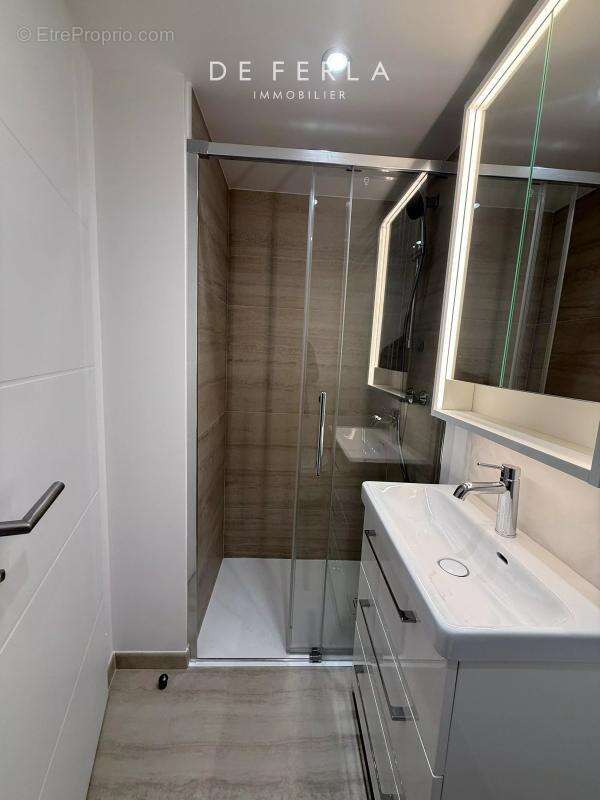 Appartement à PARIS-6E