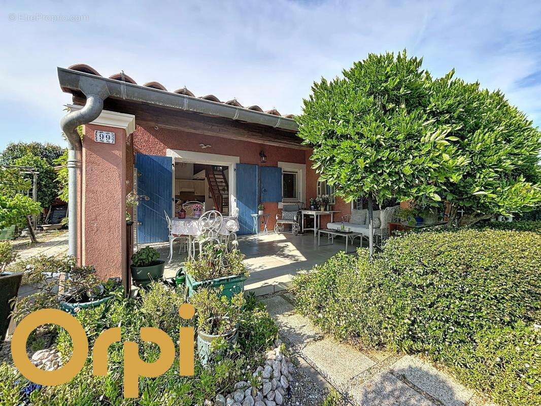 Maison à ROQUEBRUNE-SUR-ARGENS
