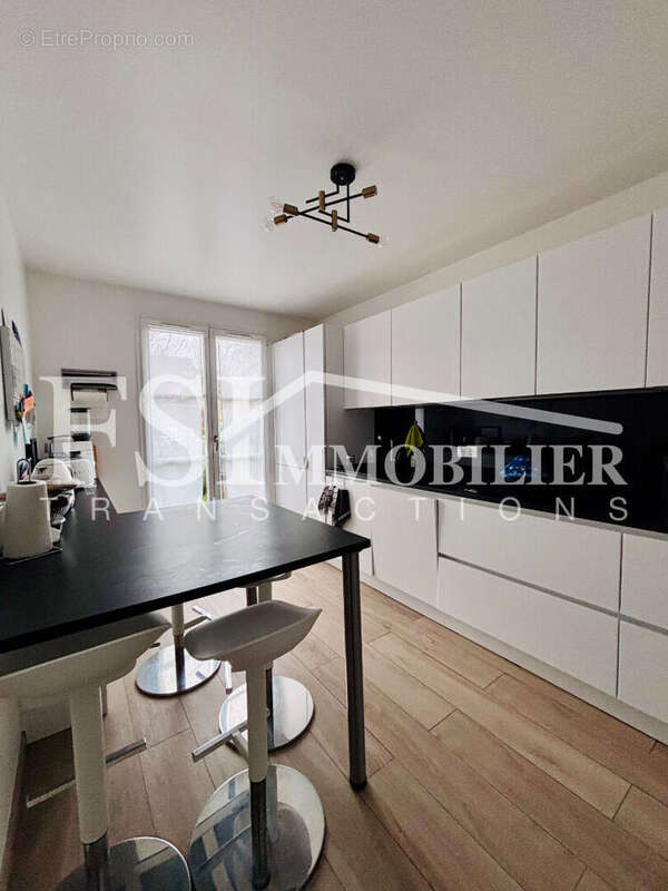 Maison à SAINT-LEU-LA-FORET