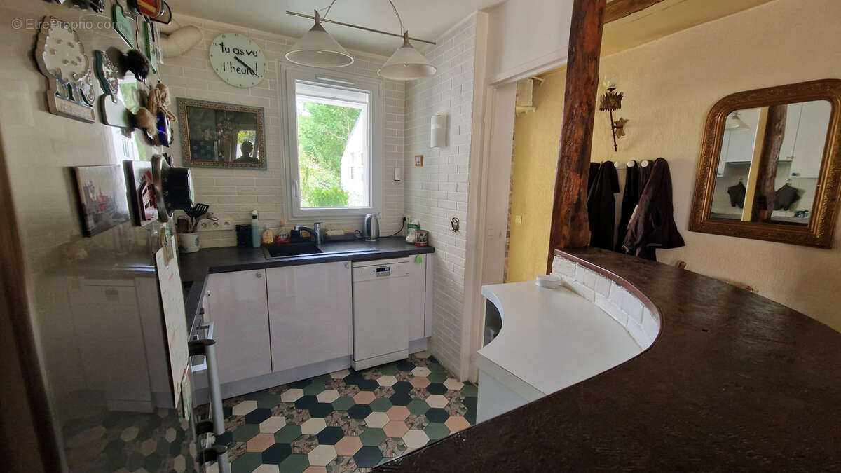 Appartement à RUEIL-MALMAISON