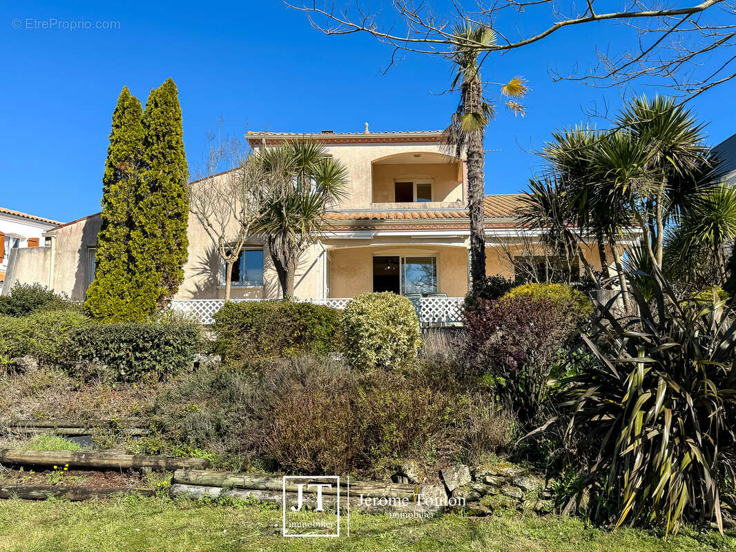 Maison à SAINT-PALAIS-SUR-MER