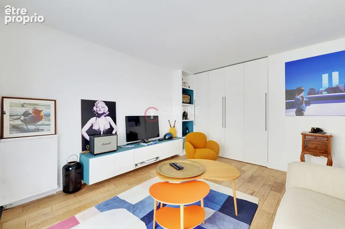 Paris 18e / Deux pièces avec balcon de 9 m², parking et cave /DPE D - photo 2