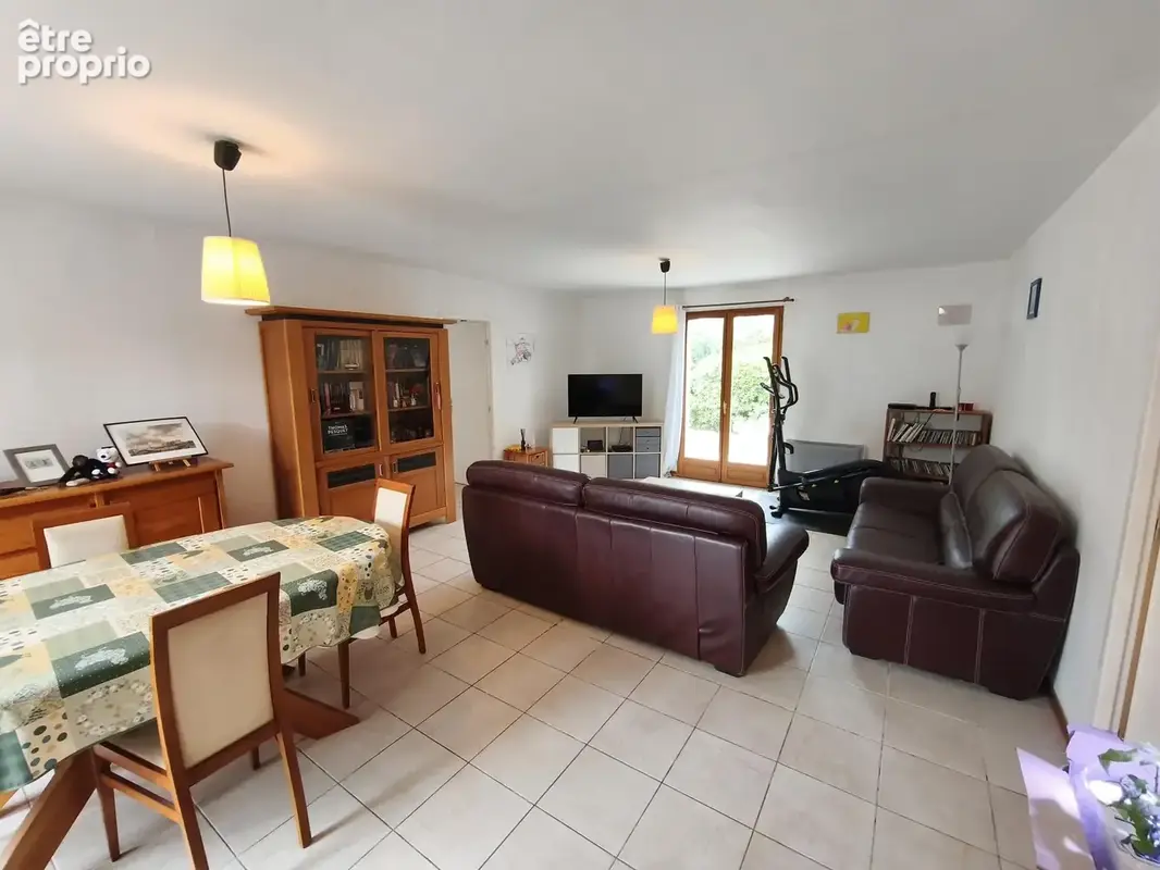 Maison T4 de plain-pied de 93 m2 avec jardin clos, piscine et garage - photo 6