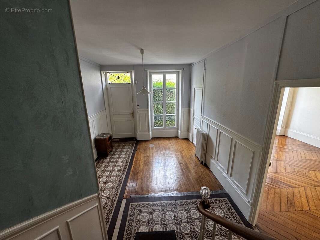 Maison à FONTAINEBLEAU