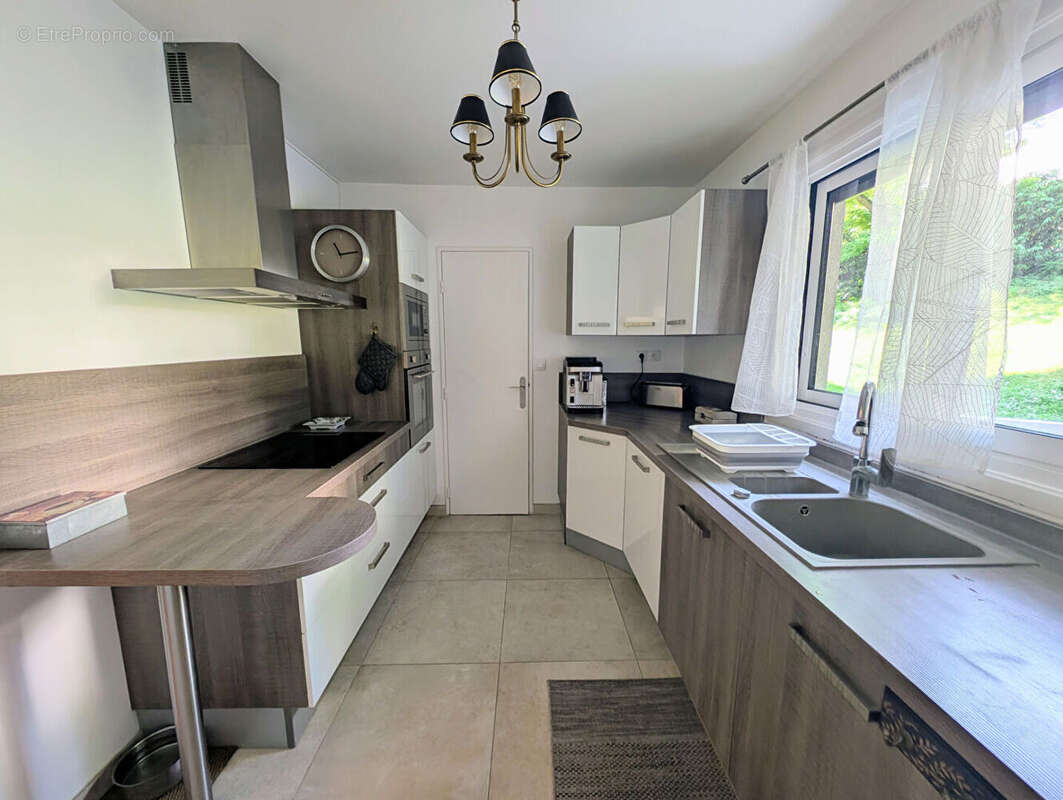 Appartement à ROSNY-SOUS-BOIS