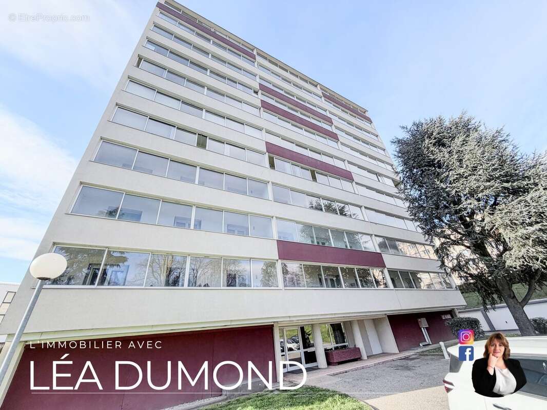 Appartement à SAINT-ETIENNE