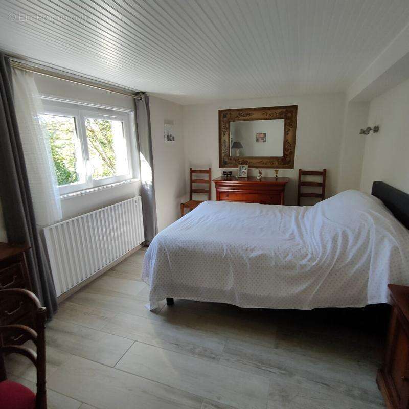 Maison à MORTAGNE-SUR-SEVRE