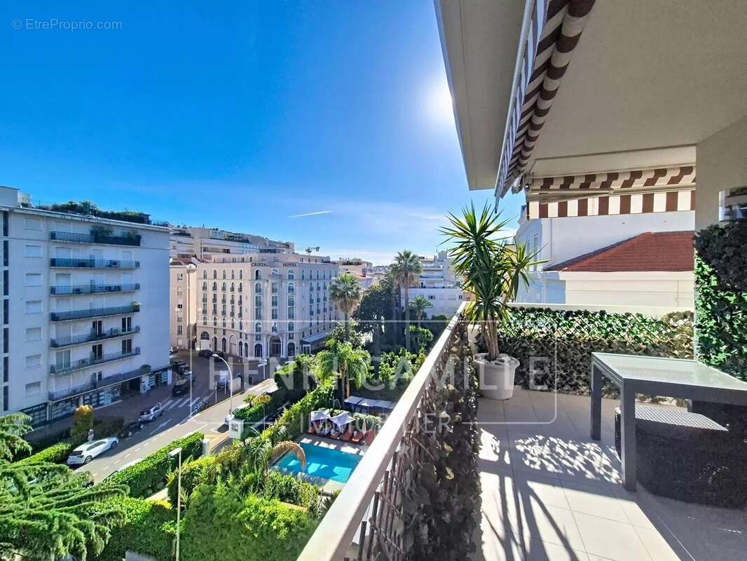 Appartement à CANNES