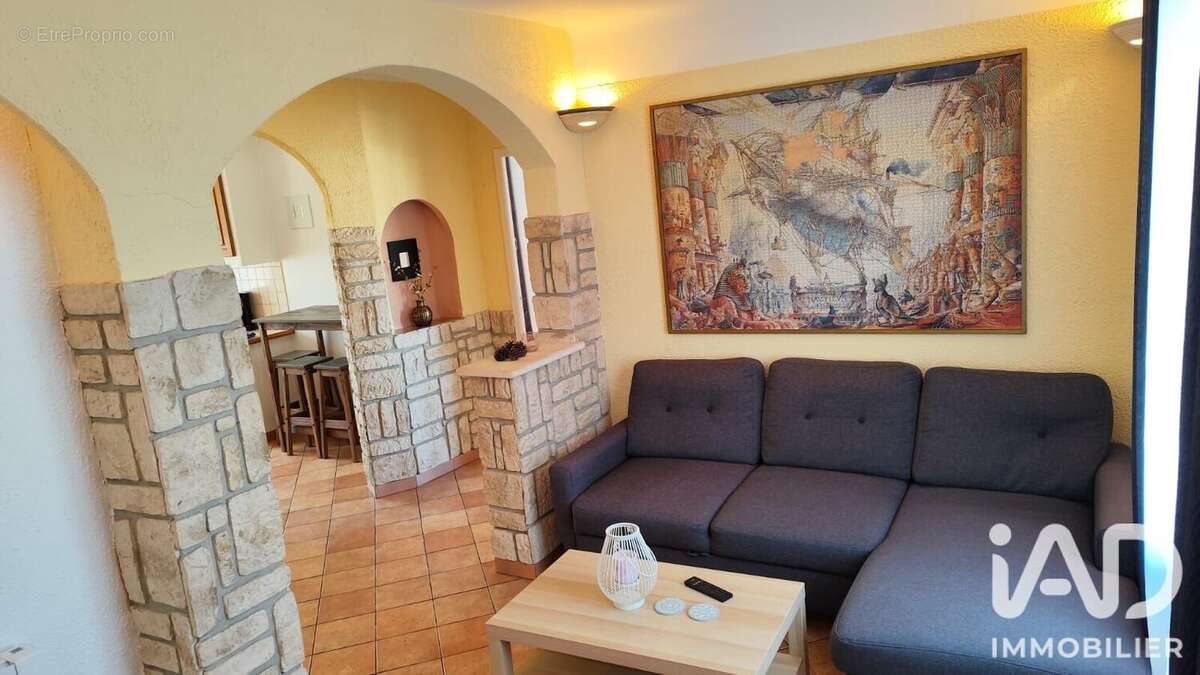 Appartement 69 m² à Marseille-4e  - photo 3
