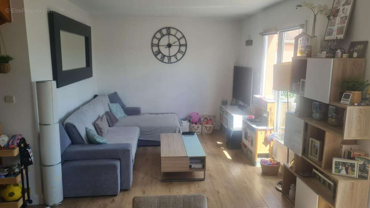 Appartement à SAINT-OUEN-L'AUMONE