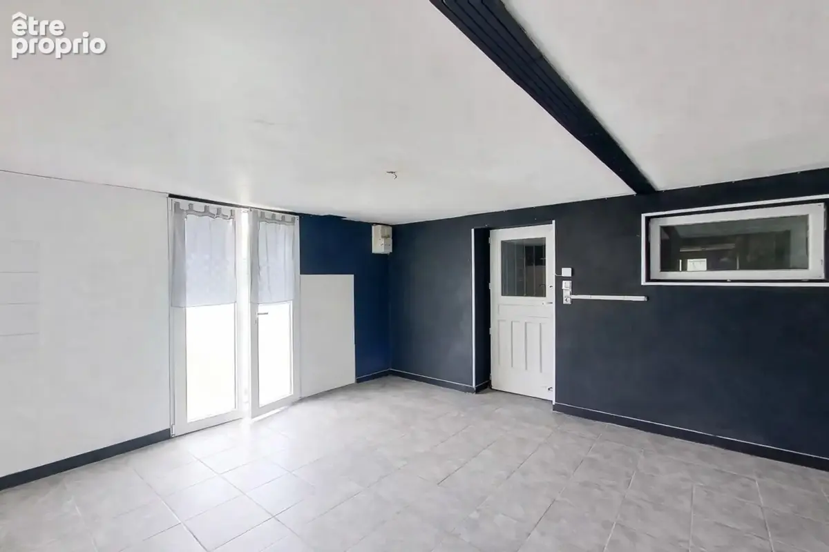 Maison à rénover au calme absolu – Petit Noir - photo 9