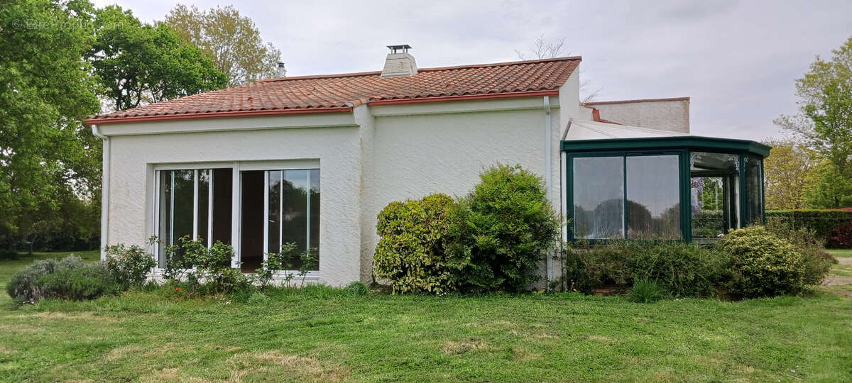 Maison à FRESNAY-EN-RETZ