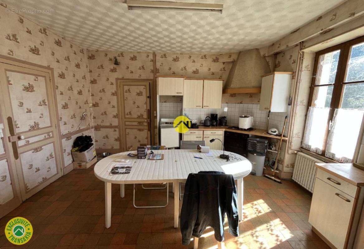 Maison à MAREUIL-SUR-ARNON