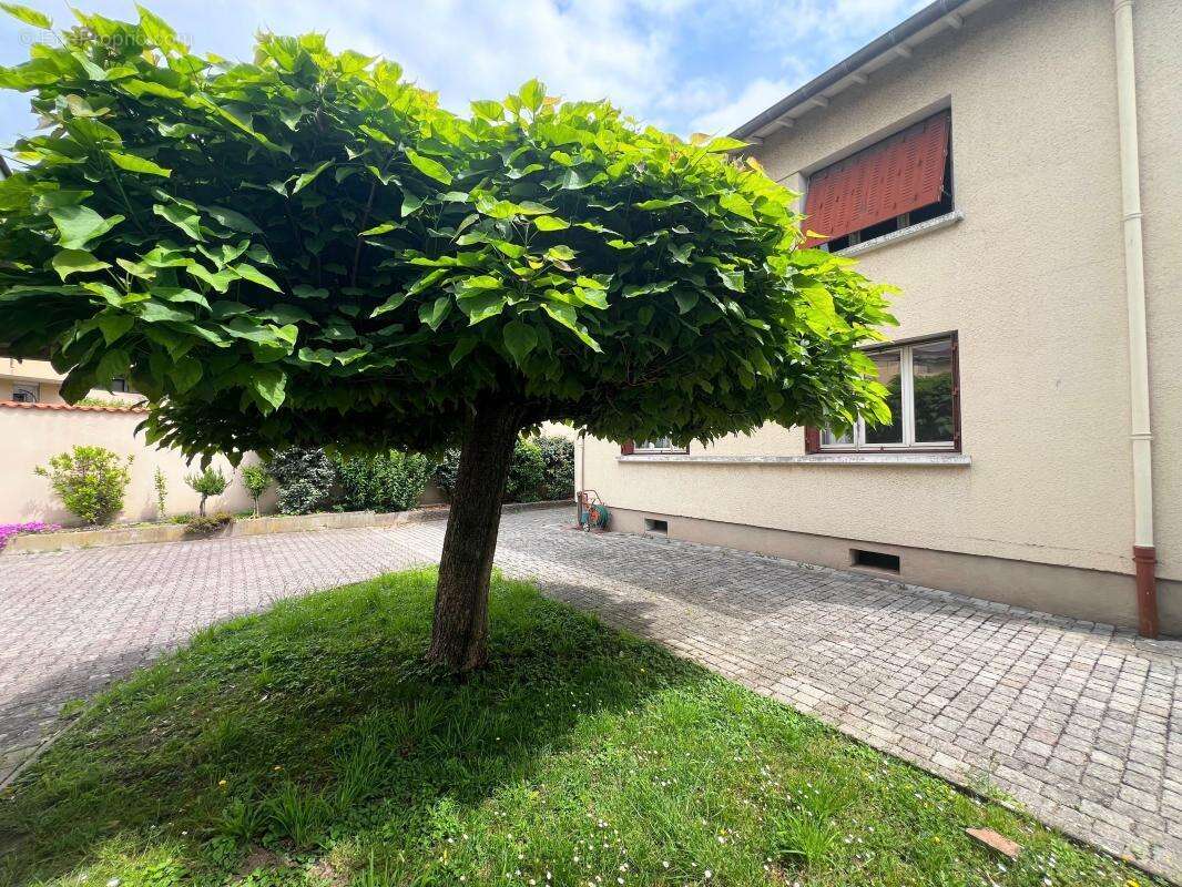 Appartement à FRANCHEVILLE