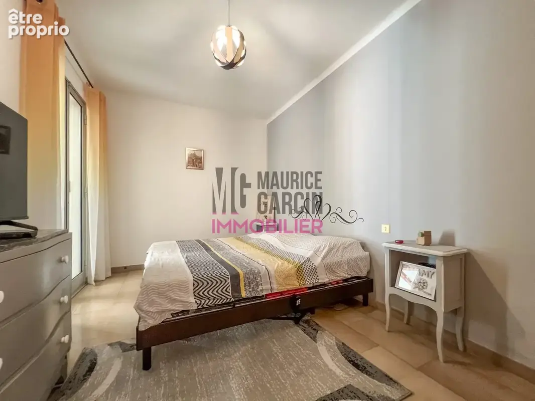 Maison 8 pièces 220 m² à vendre à Sarrians (84260) - photo 8