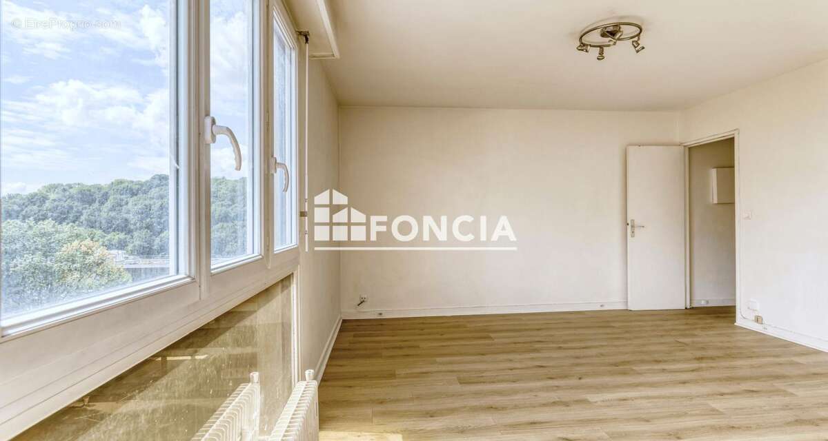 Appartement à ROSNY-SOUS-BOIS