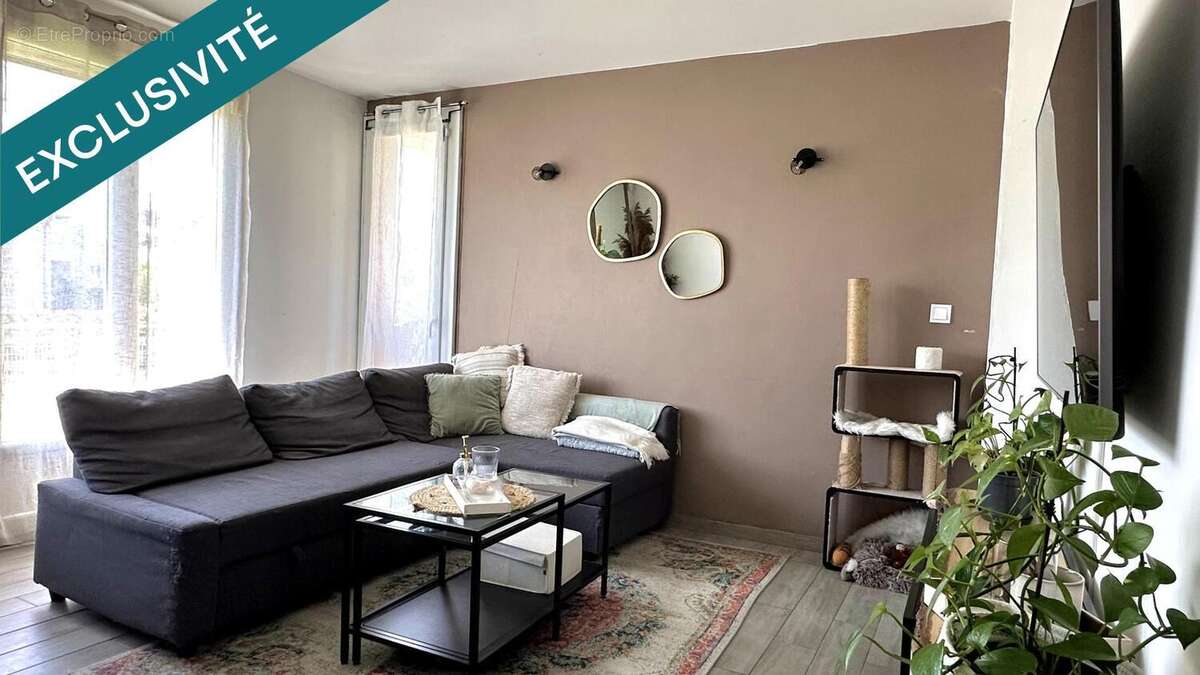 Photo 2 - Appartement à MEYZIEU