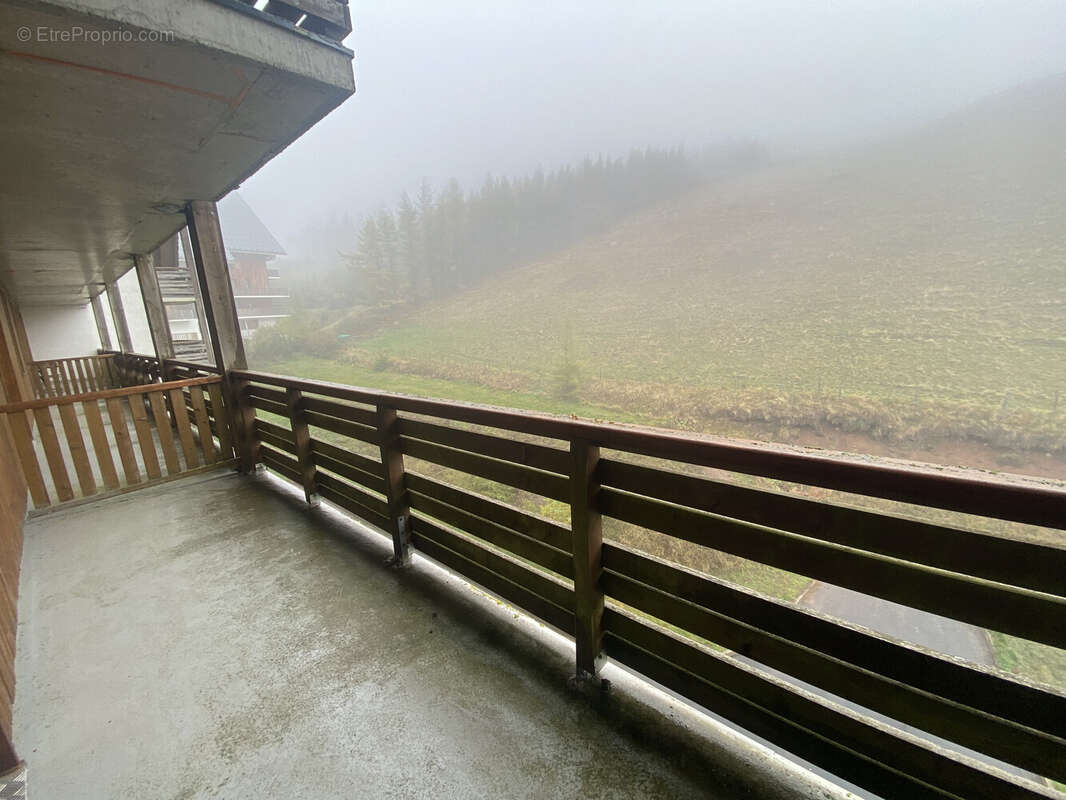 Appartement à COMPAINS