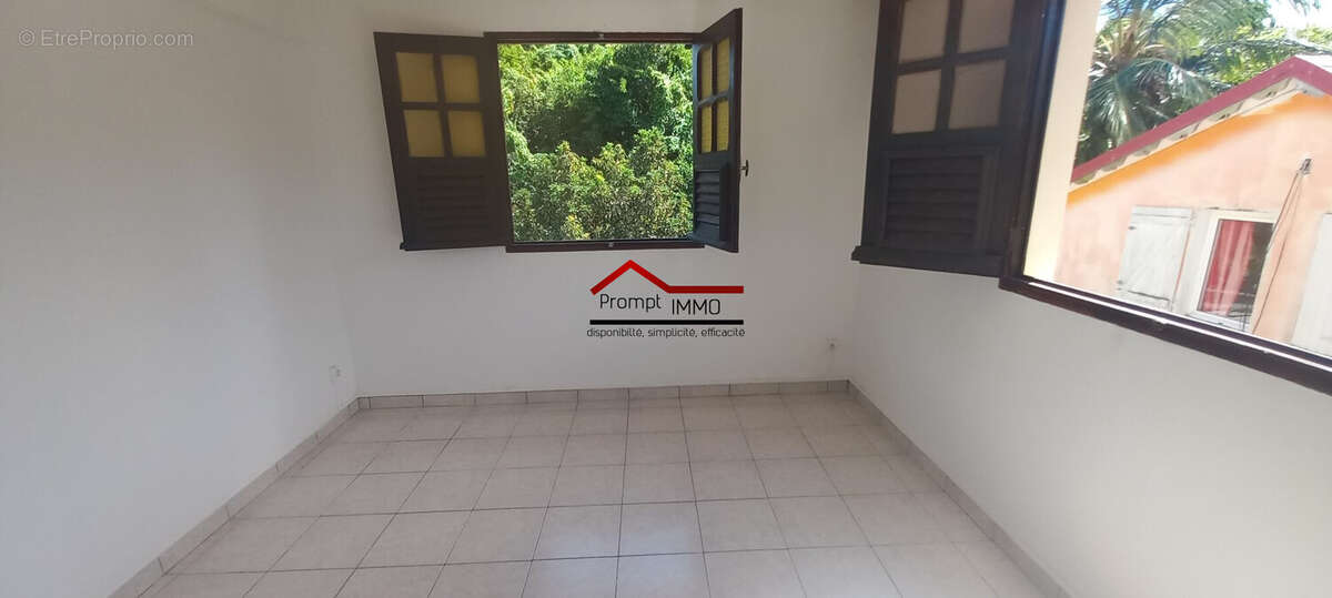 CH1  RDC - Maison à LE DIAMANT