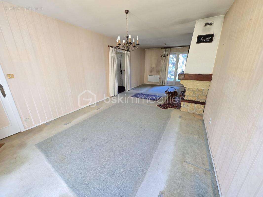 Maison à COULANGES-LES-NEVERS