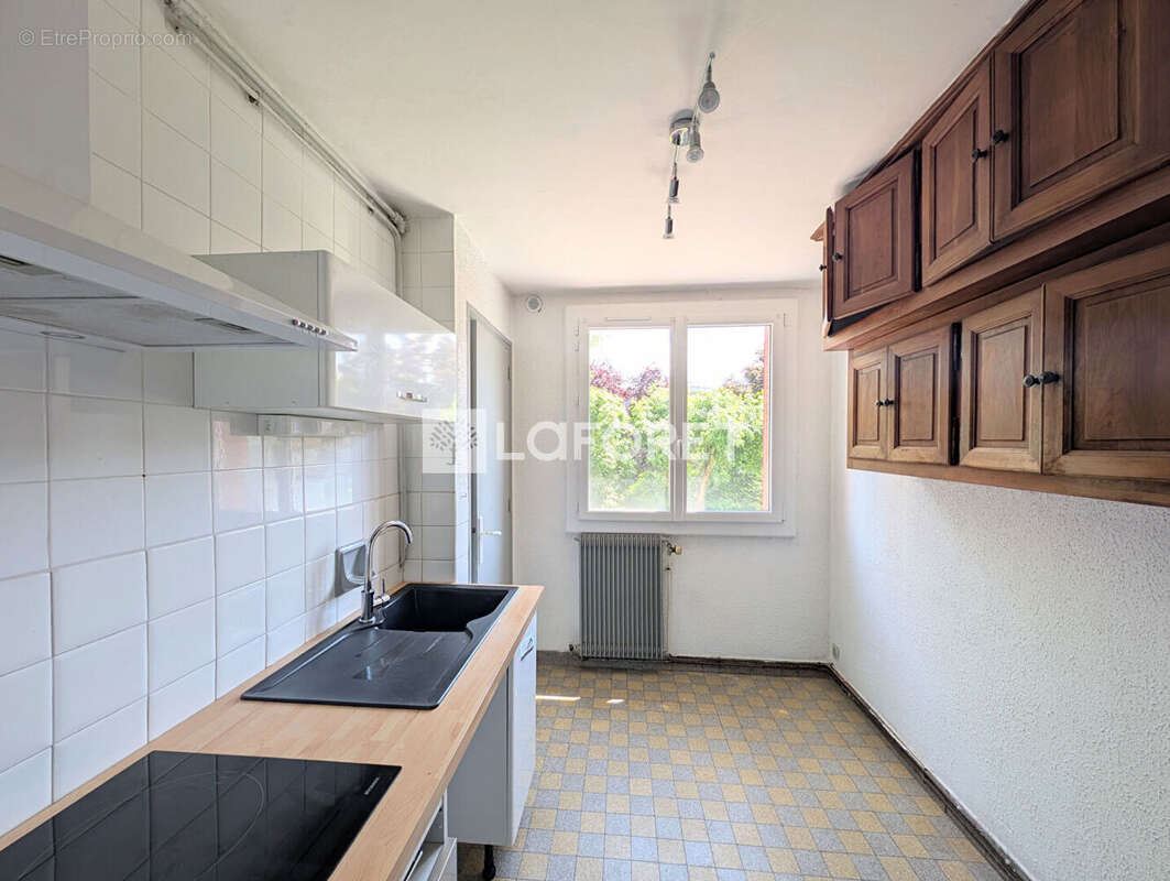 Appartement Grenoble 4 pièce(s) 65.42 m2 - photo 3