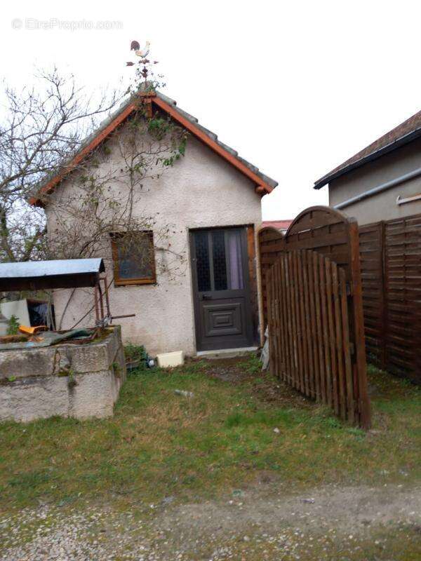 Maison à AUBIGNY-SUR-NERE