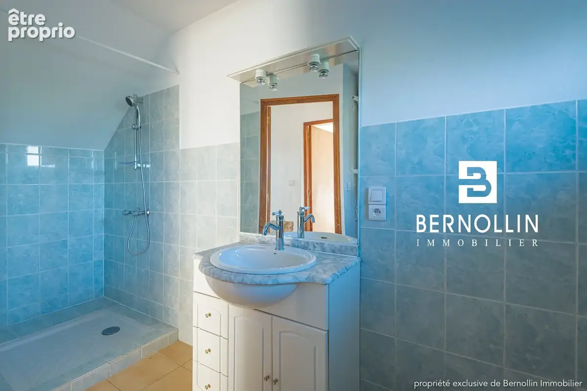 Maison avec 2 logements indépendants 199 m2 sur terrain 1,4 ha - Attignat Sud - photo 11