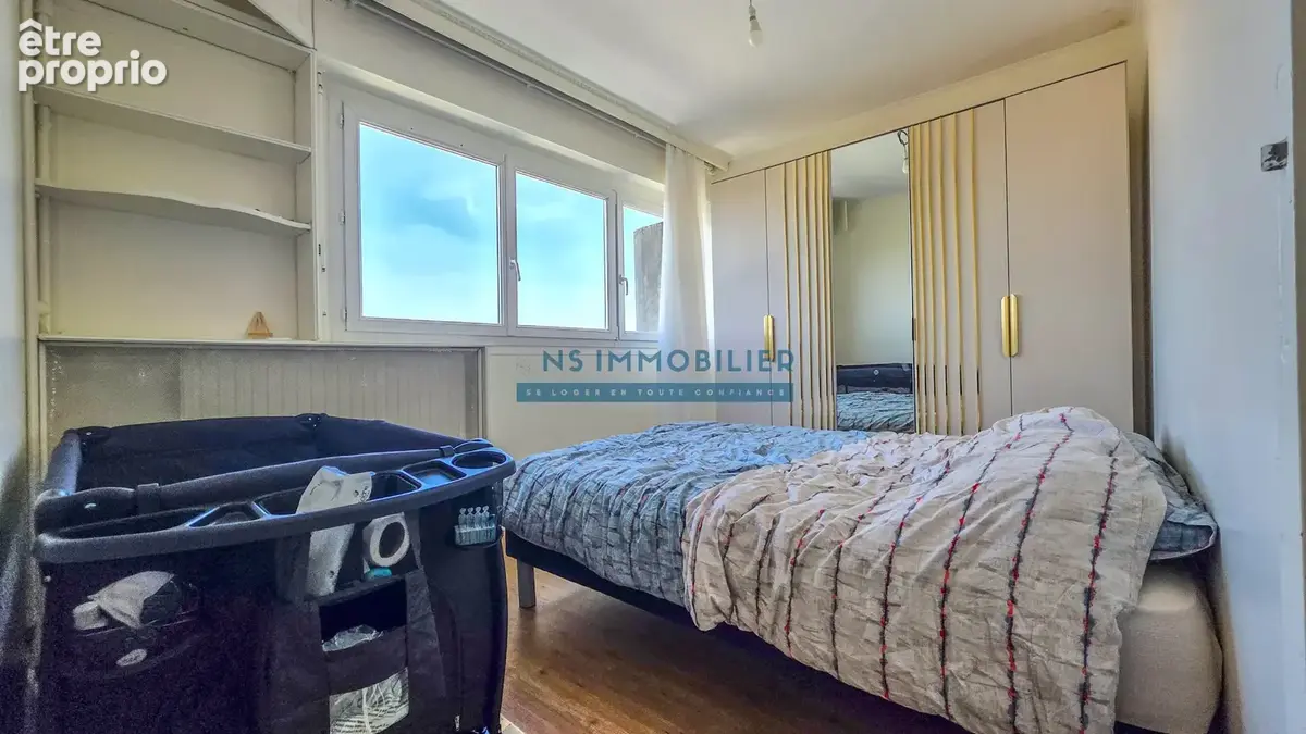 Appartement F4 75m2 + Cave + Parking - photo 7