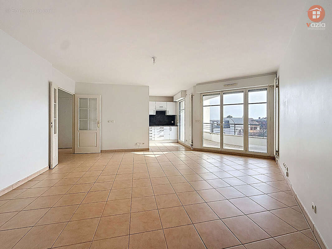 SURESNES · Appartement 3 pièces · 74,6 m² · Terrasse - cave- Possibilité deux boxes - photo 6