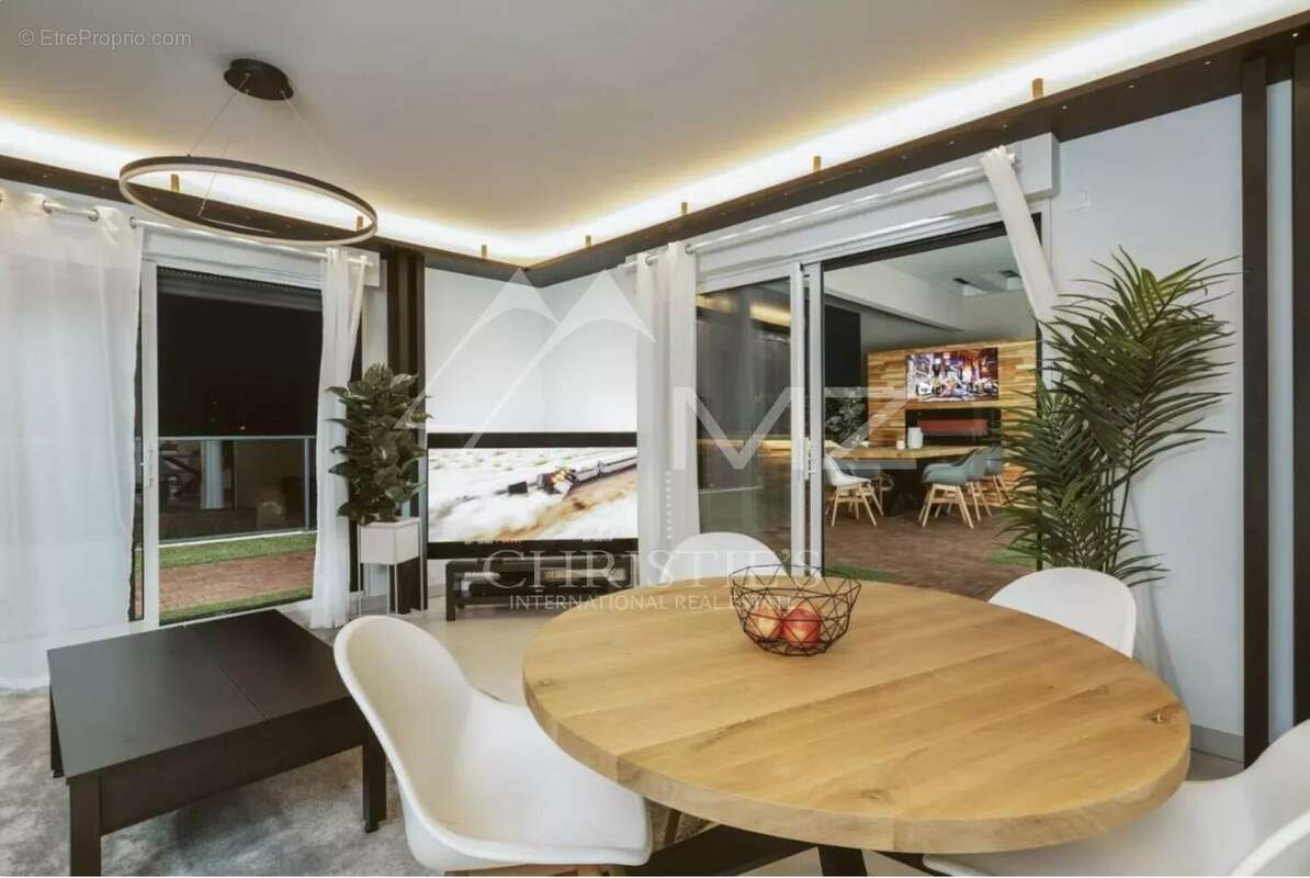 Appartement à BEAUSOLEIL