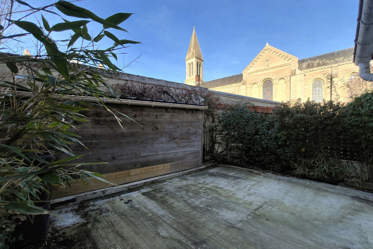 Maison à PORT-EN-BESSIN-HUPPAIN