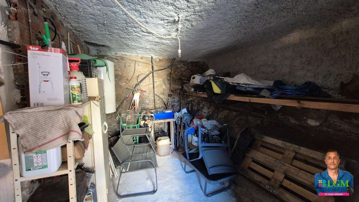 Maison à ROBIAC-ROCHESSADOULE