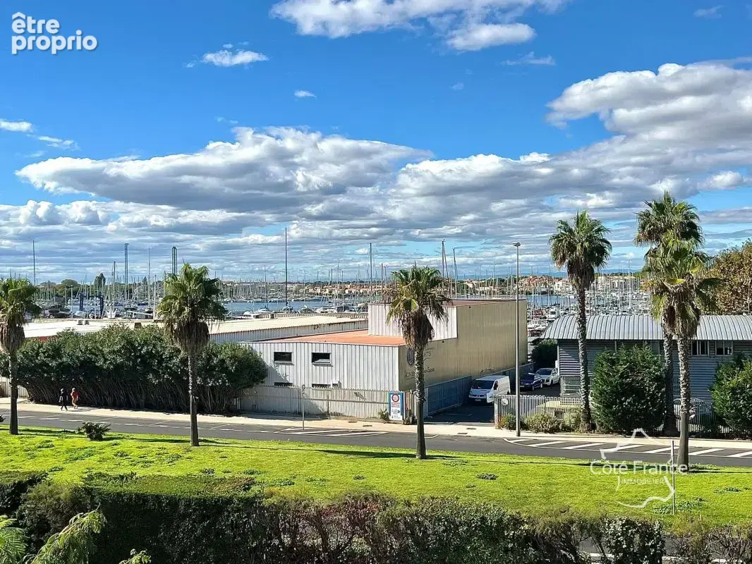 Petit cocon rénové avec une jolie vue sur le port   Secteur - photo 7