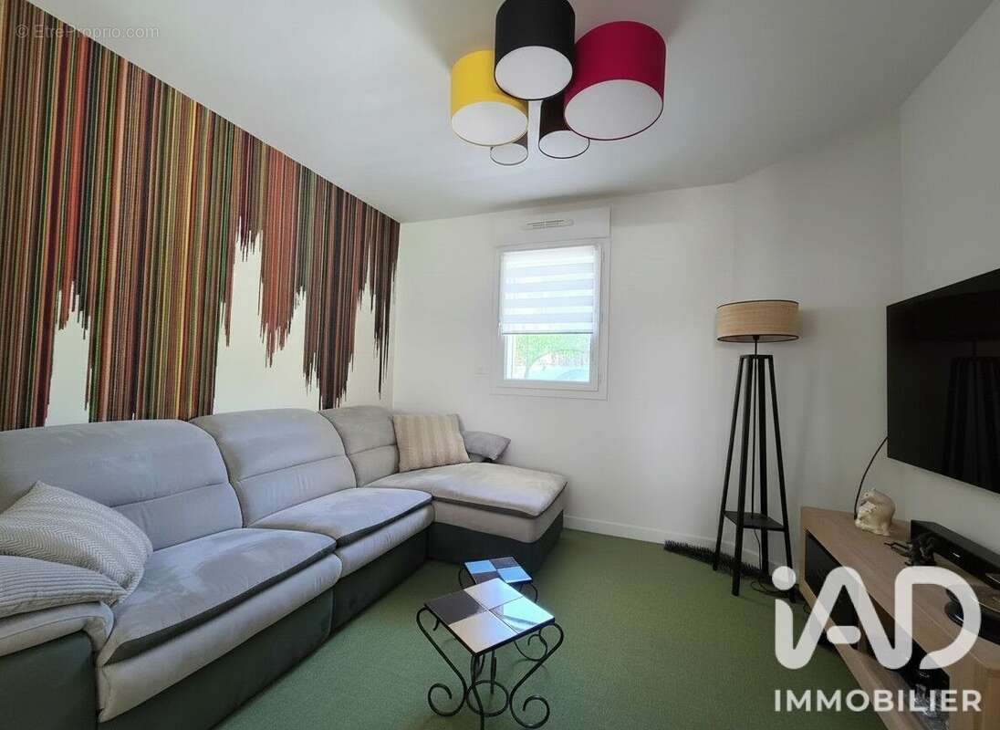 Maison 139 m² à La Loubiere  - photo 4