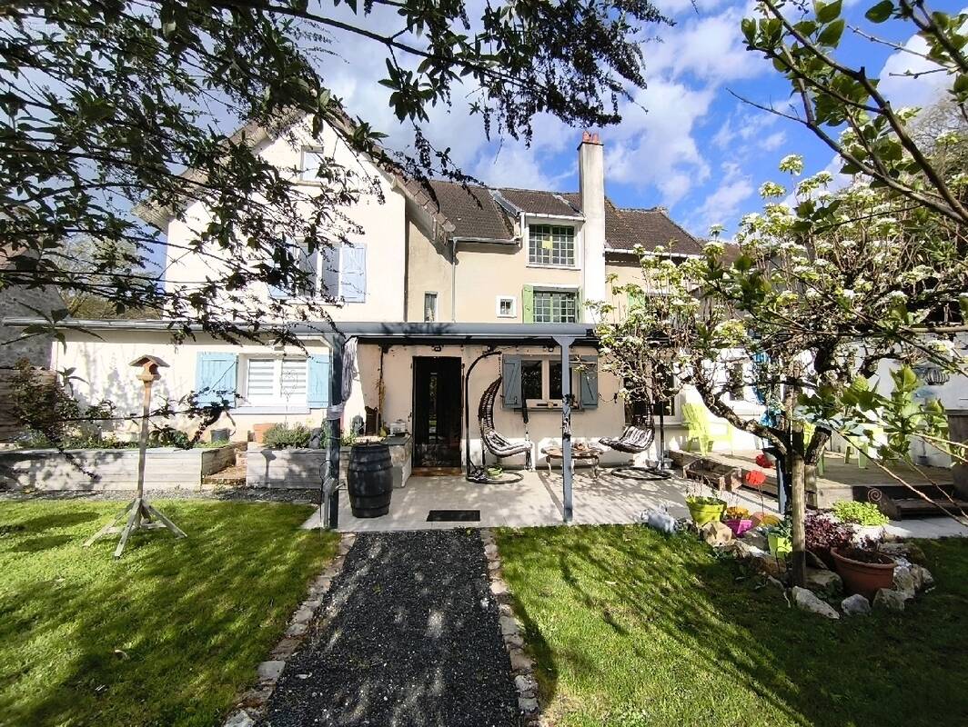 Maison à HEROUVILLE