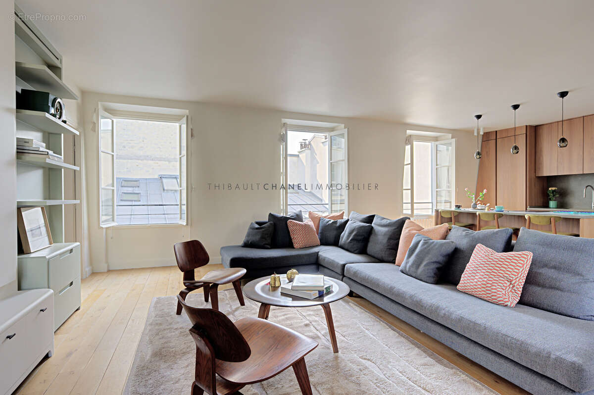Appartement à PARIS-3E